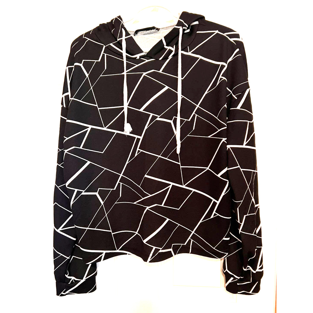 Shein Boy's Geometric Hoodie Size XL 20 1/2" Long x 23" Pit to Pit